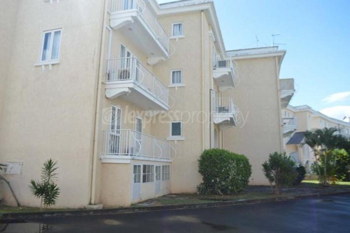Well Equipped Peaceful 3 Bedroom Apartment Flic-en-Flacq Eksteriør billede